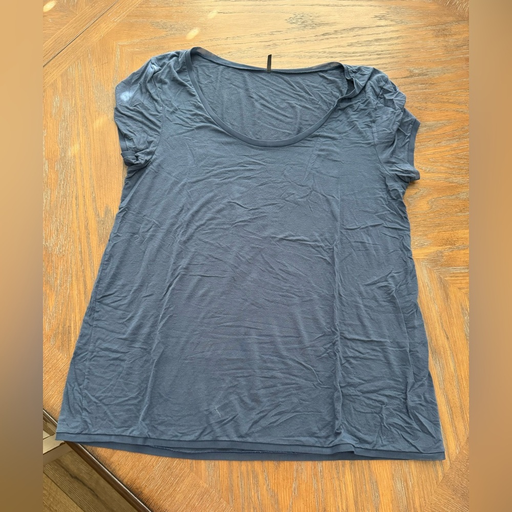 Addiction Brand Blue scoop neck Shirt size XL